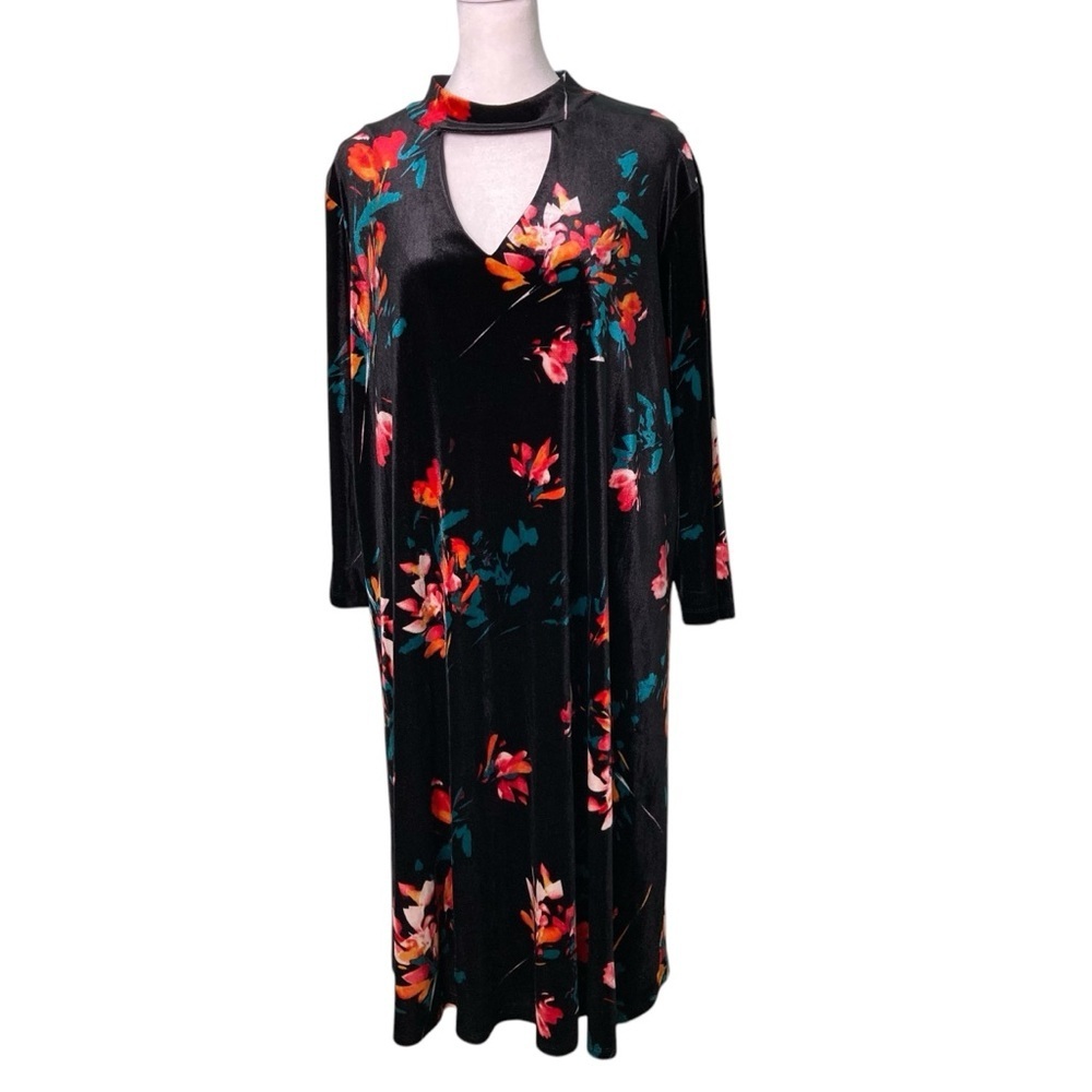 Boutique Velvet A-Line Black Dark Floral Choker Dress (Size 1X)